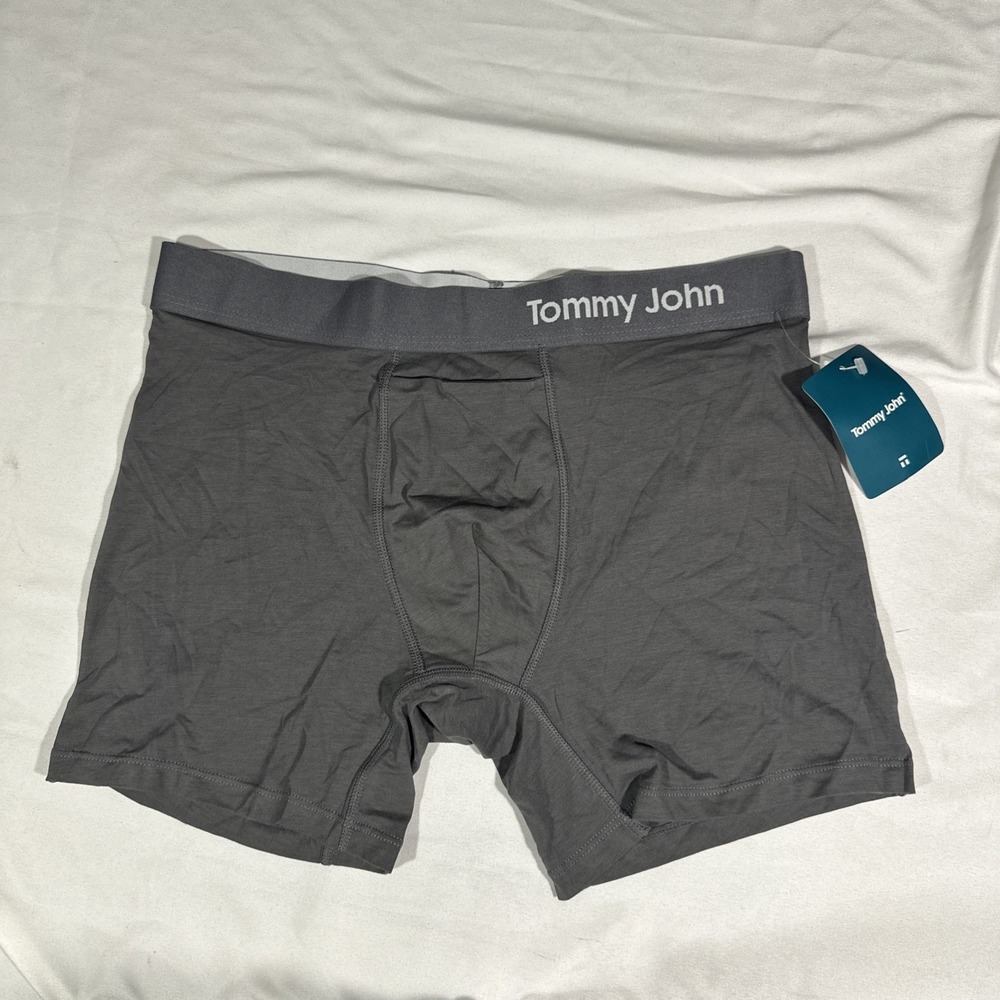 NWT $32 TOMMY JOHN [ medium ] Cool Cotton 4 Inch Boxer Briefs in Iron Grey U1715